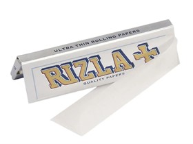 Бумага для самокруток RIZLA+ Silver (50 листов) - фото 15548